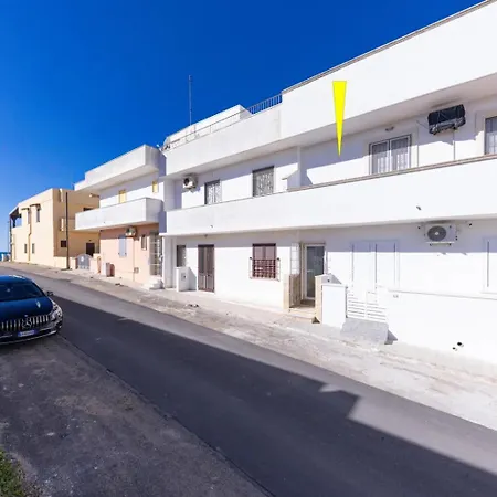 Appartamento Fronte Mare Con Vista Mare Torre Mozza