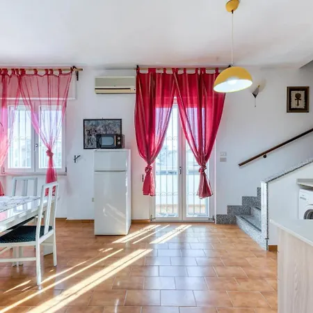 Appartamento Fronte Mare Con Vista Mare